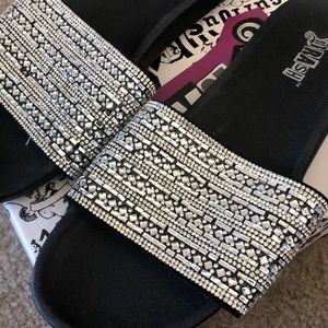 Studded slides